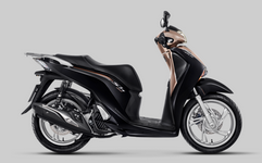 Scooter SH 150i DLX.png
