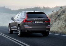 XC 60 LATERAL TRASEIRA.png
