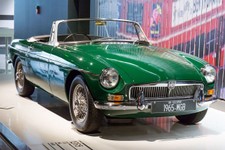 MG_MGB_front-right_2016_Shanghai_Auto_Museum.jpg